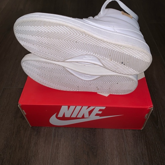 SOLD - Picture 4 of 4